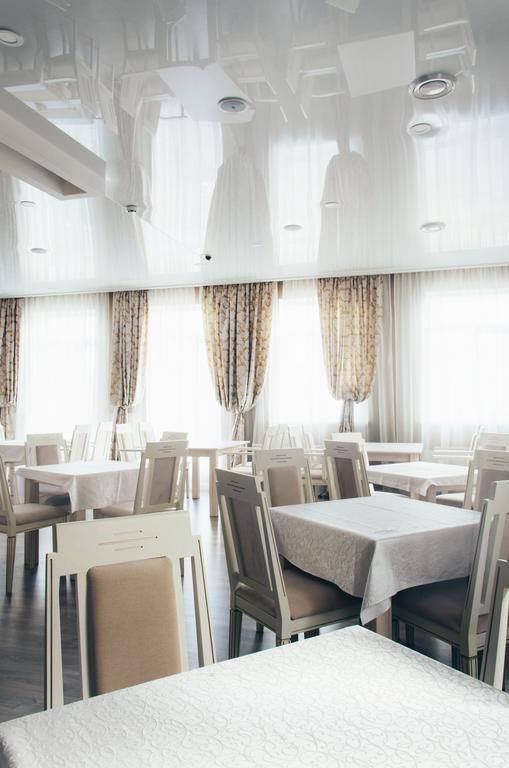 Sovskiye Prudy Hotel Kiev Bagian luar foto