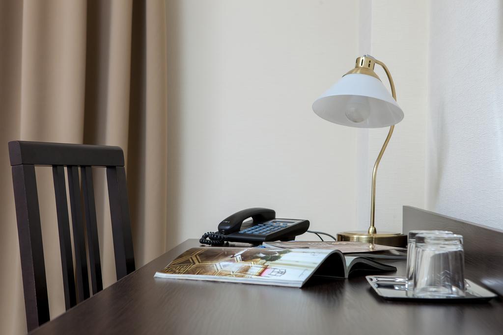 Sovskiye Prudy Hotel Kiev Ruang foto