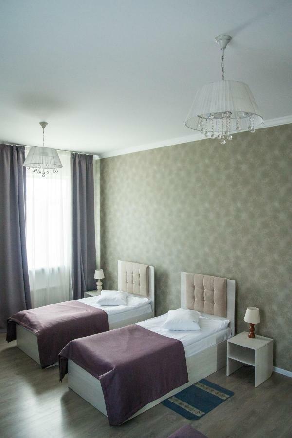 Sovskiye Prudy Hotel Kiev Bagian luar foto