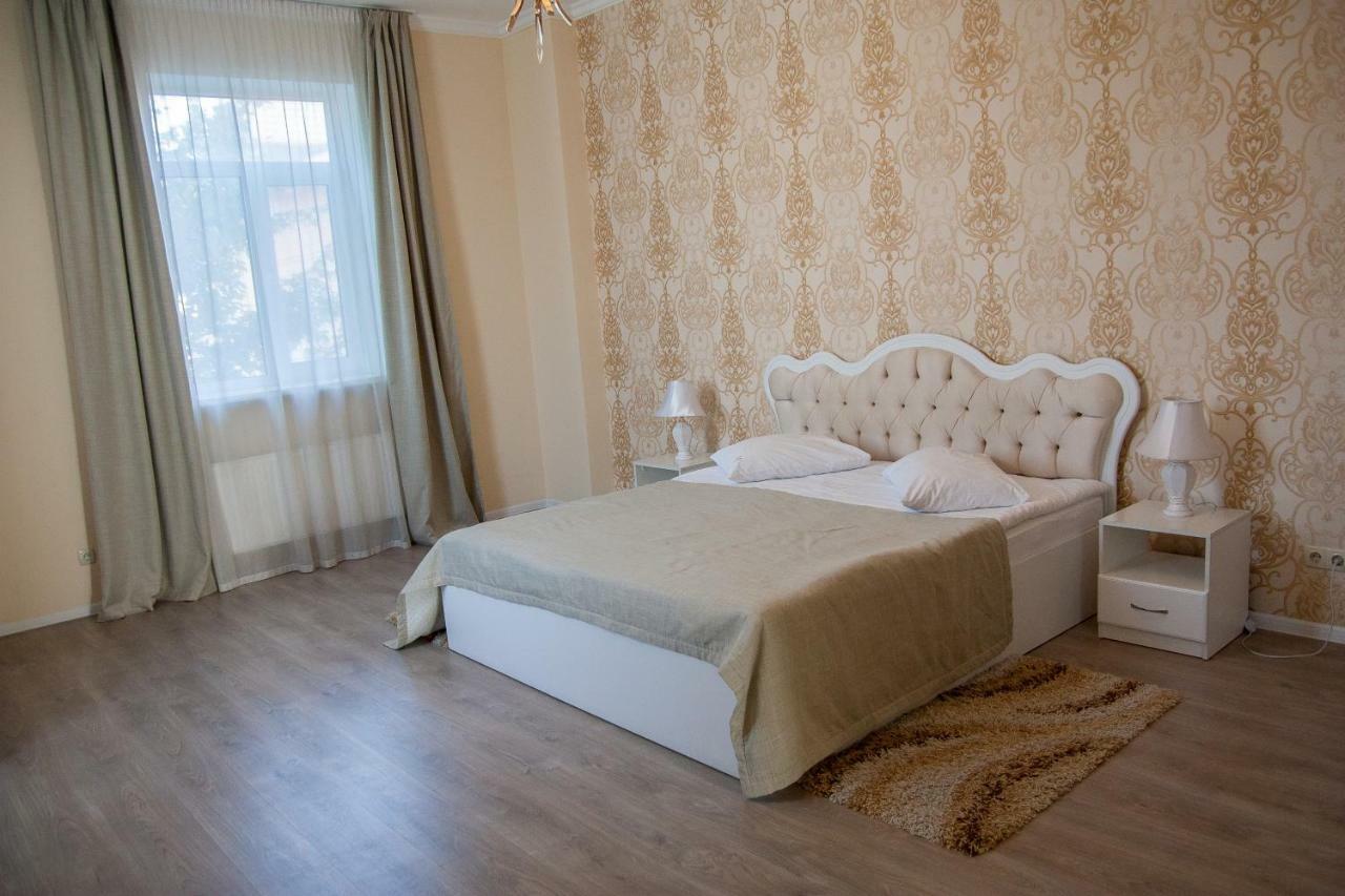 Sovskiye Prudy Hotel Kiev Bagian luar foto